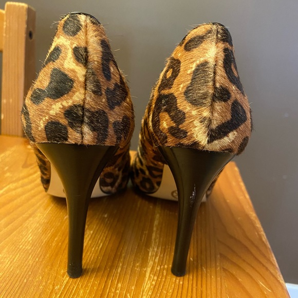 Michael Kors leopard print heels - Picture 5 of 5